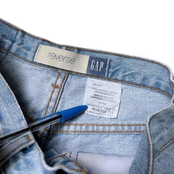 90s vintage highwaisted mom jeans The Gap relaxed distressed lightwash tapered. - Picture 5 of 6